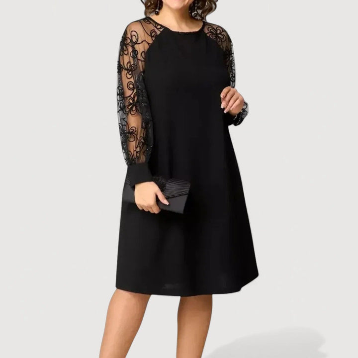 EVELYN – CLASSIC LACE SLEEVE DRESS